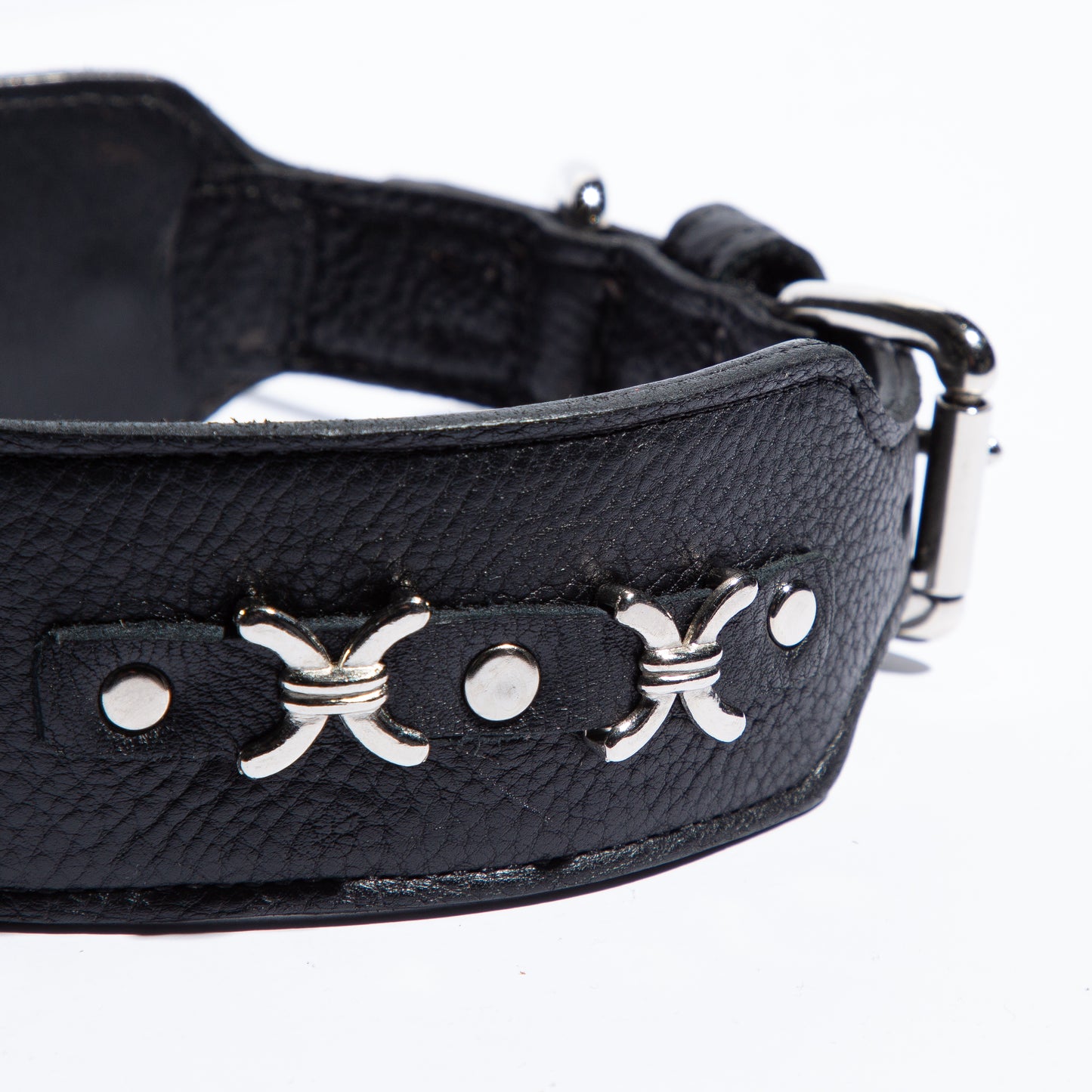 Cross Road Collar in Black